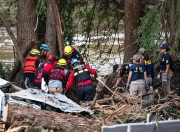美国得州洪灾已造成至少111人死亡、172人失踪